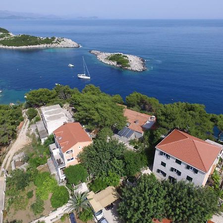 Stermasi Apartments Saplunara Luaran gambar