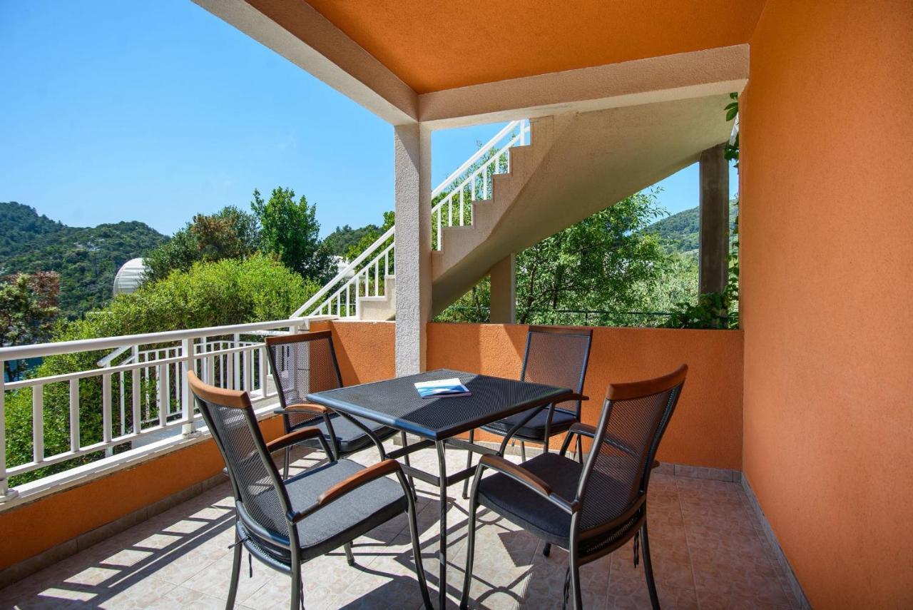 Stermasi Apartments Saplunara Luaran gambar