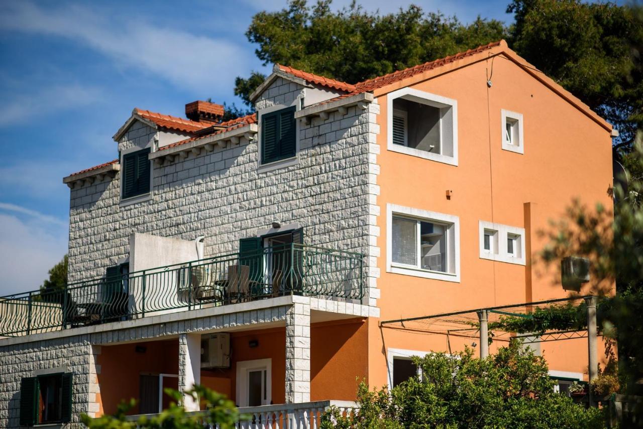 Stermasi Apartments Saplunara Luaran gambar