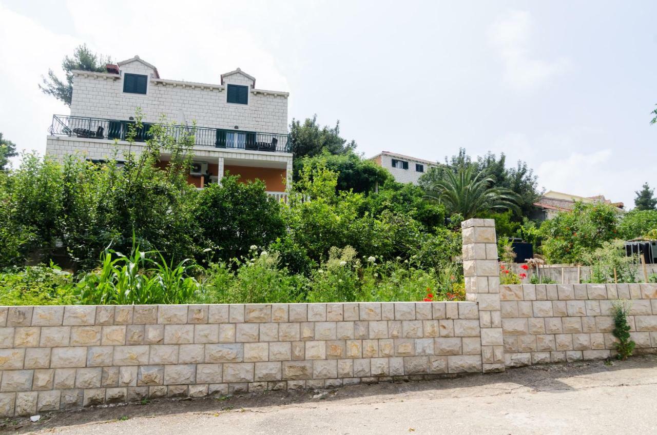 Stermasi Apartments Saplunara Luaran gambar